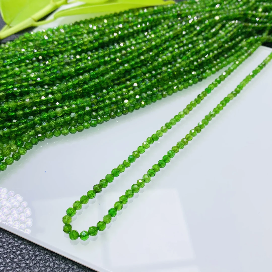 「戴琴珠宝」DQ105-透辉石3mm左右切面长链（多样性发其一）