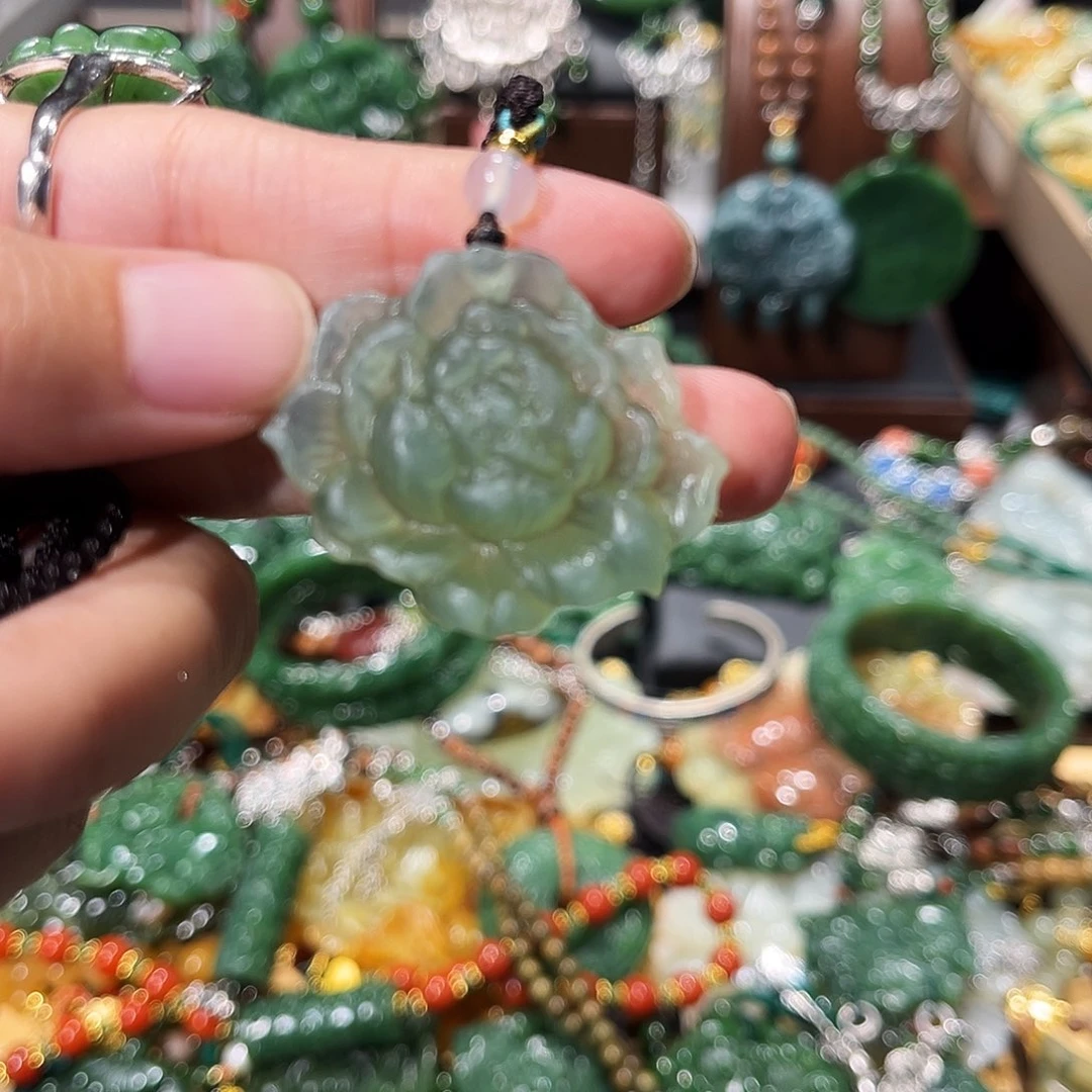 未镶嵌岫玉毛衣链