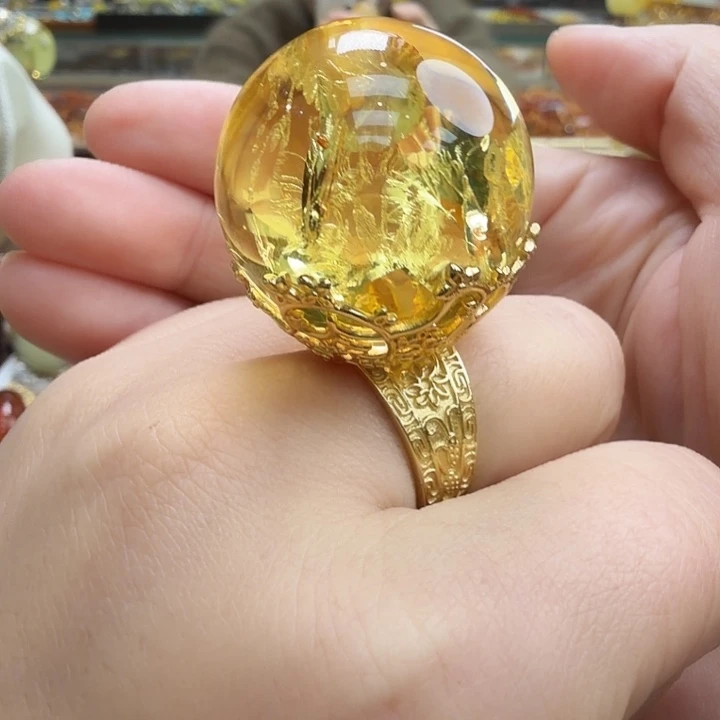 琥珀未镶嵌珠宝奇石