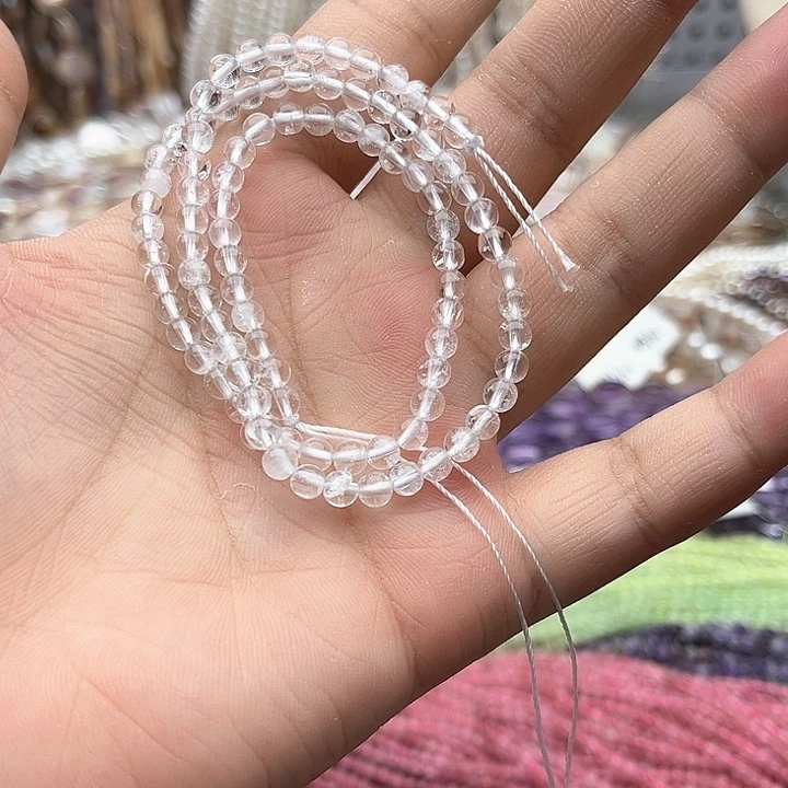 未镶嵌玛瑙/玉髓珠宝半成品一条4mm左右白水晶带棉