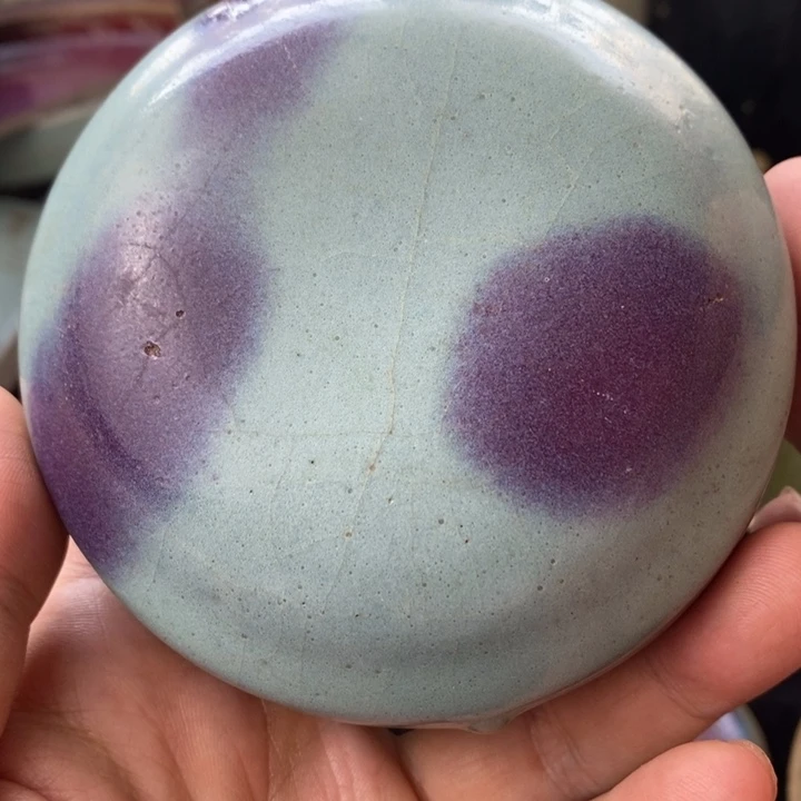 壶s****～钧台窑天蓝釉点彩粉盒