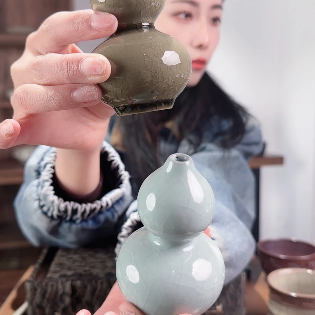 瓷摆件两个葫芦瓶