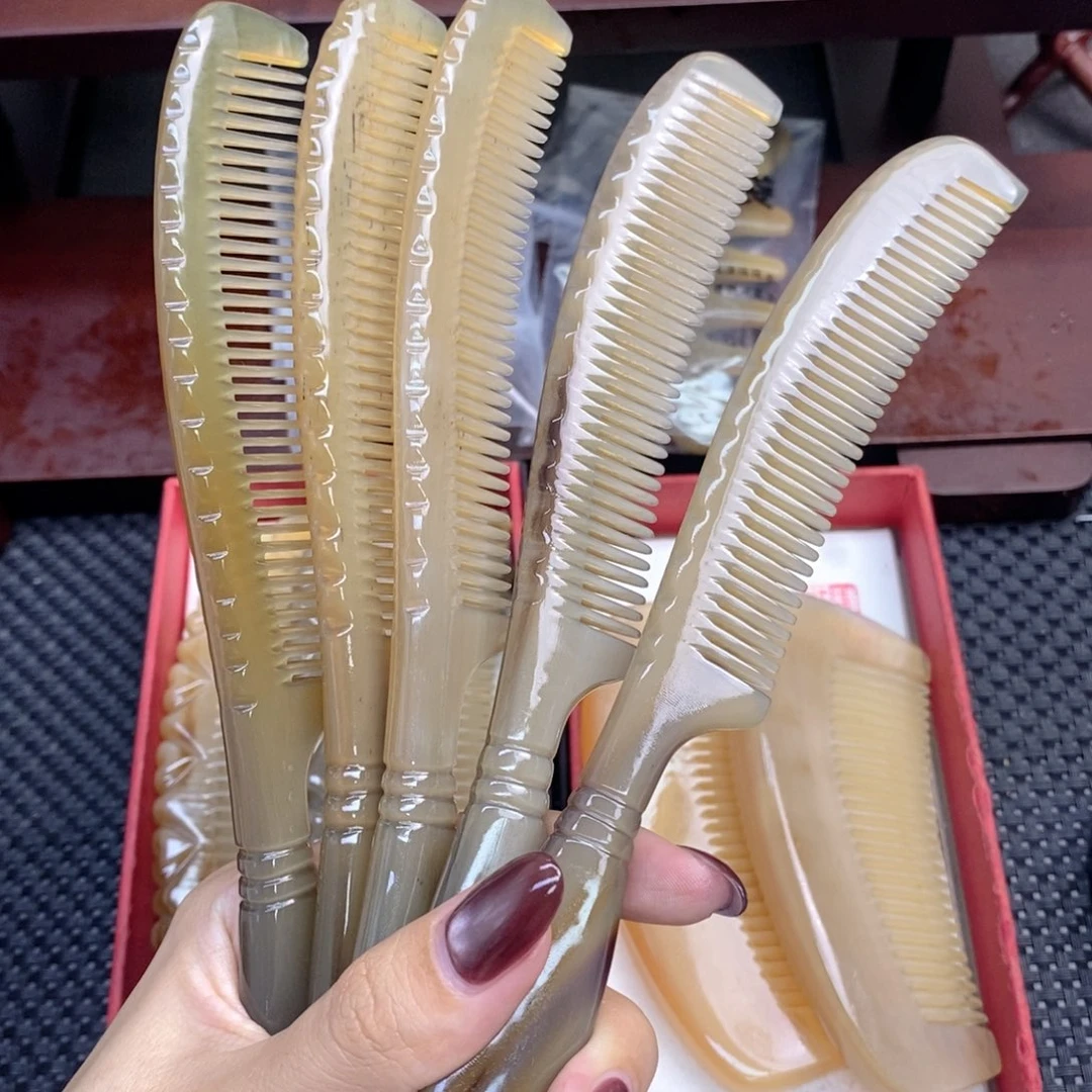 纯手工制作纯牛角梳子
