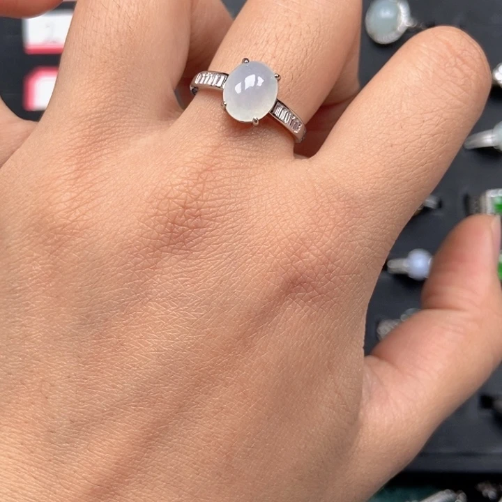 翡翠未镶嵌戒指戒指