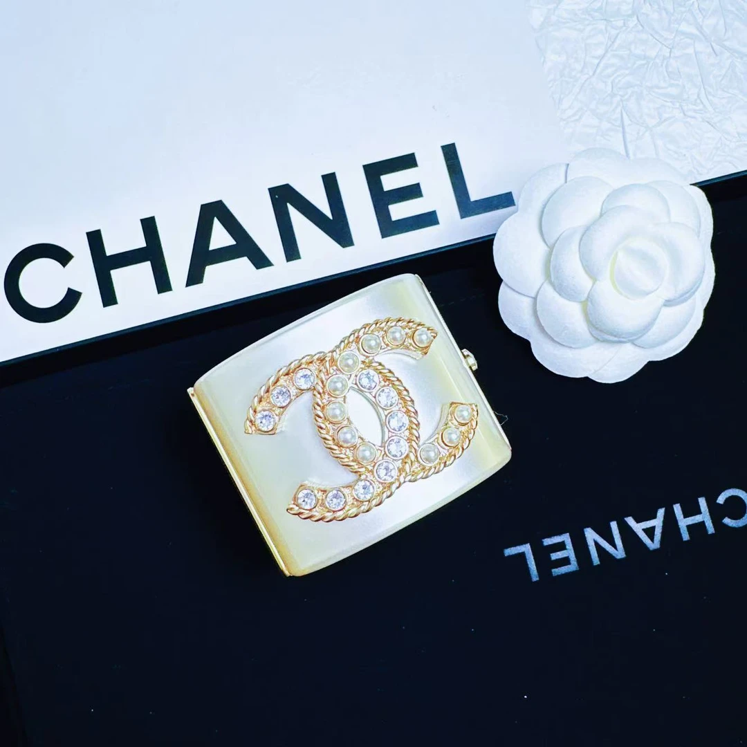95新 Chanel/香奈儿 柚礼中古/香奈儿双C亚克力白色宽版手镯XP