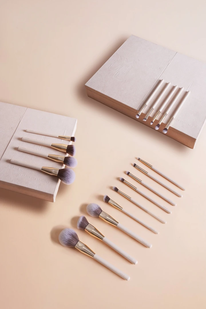 扣号专拍动物毛化妆刷套装全套彩妆工具刷扣号代拍链接