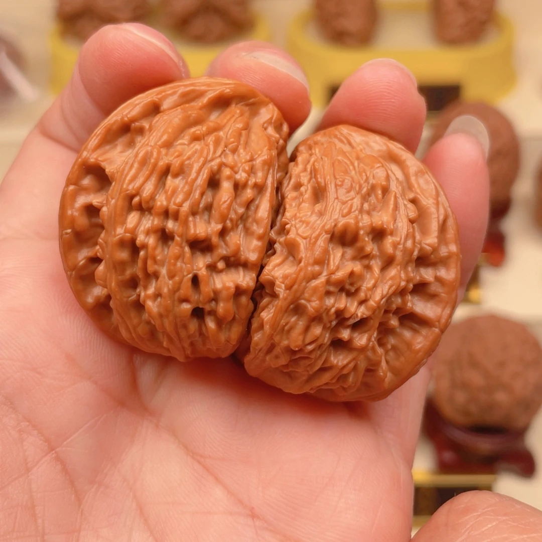 把件文玩核桃龙眼半壁