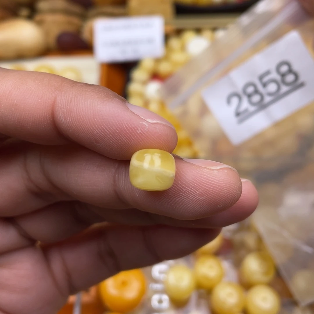 琥珀珠宝奇石未镶嵌9.6 小坑