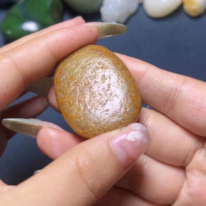 未镶嵌和田玉珠宝奇石