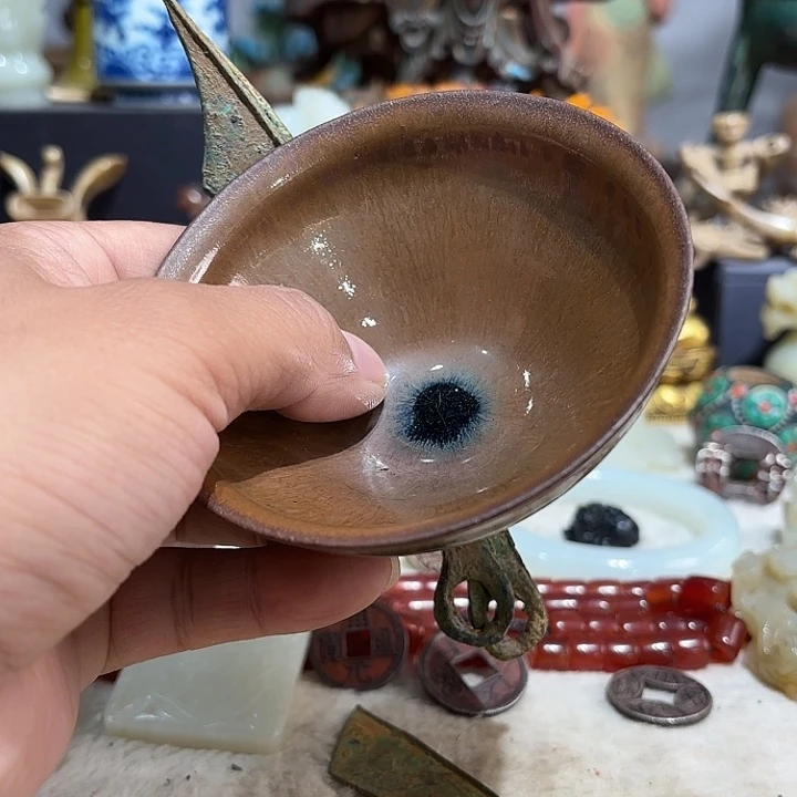 一***）瓷器制作工艺精湛