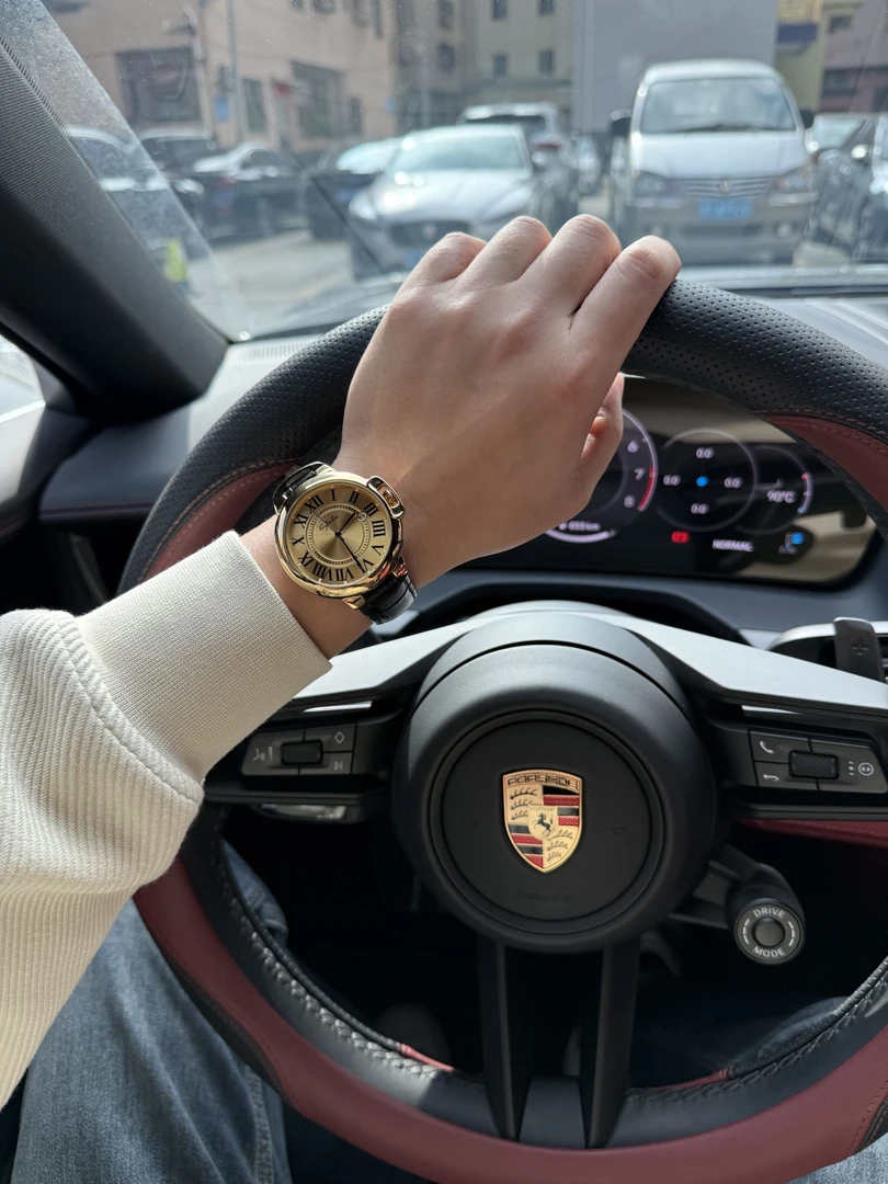 新品未拆封全自动/Golden Balloons系列 超薄限量男士腕表