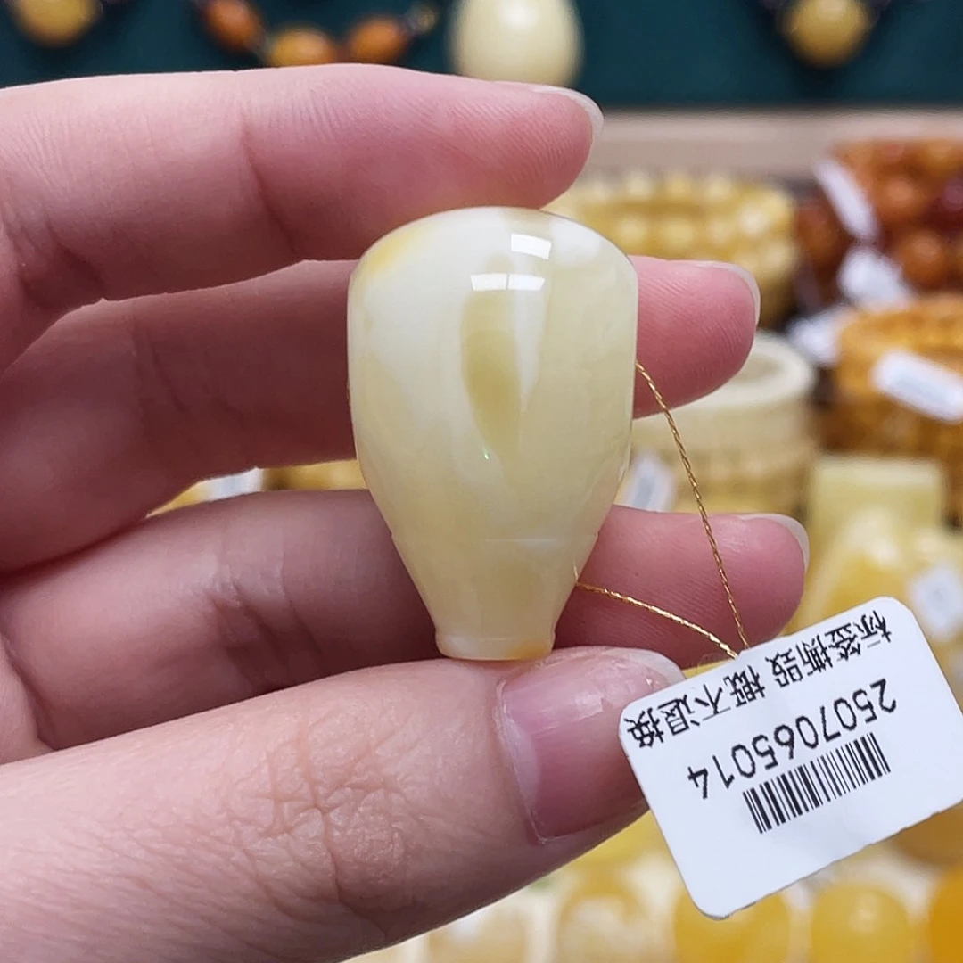 蜜蜡未镶嵌珠宝奇石19.7mm妖花三通 沁色