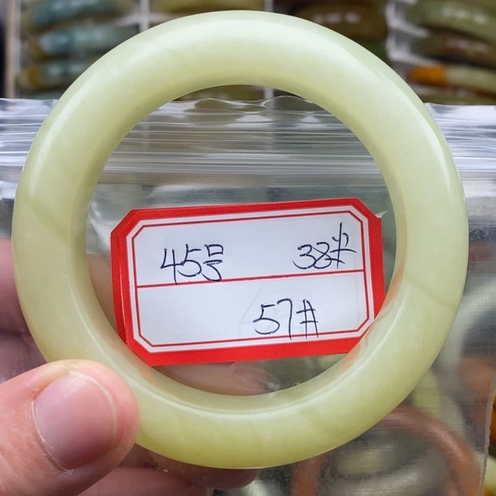 未镶嵌蛇纹石玉手链