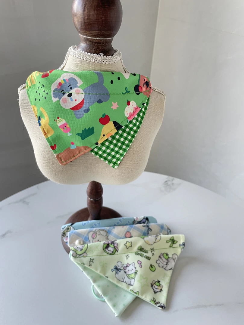 可爱猫咪狗狗宠物围脖口水巾围兜时尚四季秋季装饰小型犬适用