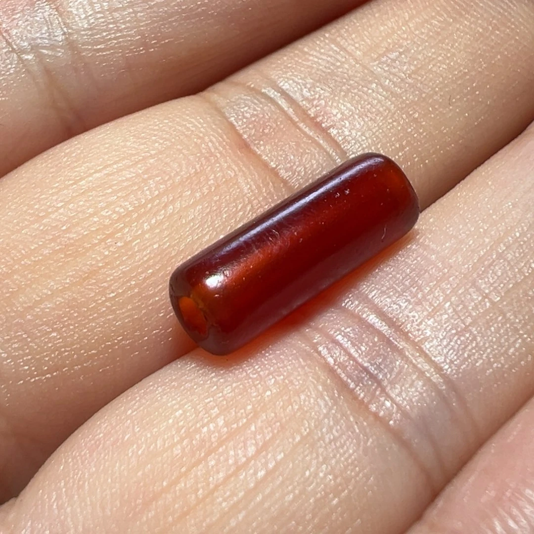 刘***继未镶嵌颈饰玛瑙/玉髓