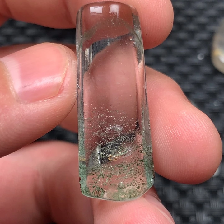 L***e吊坠(不含链)水晶未镶嵌