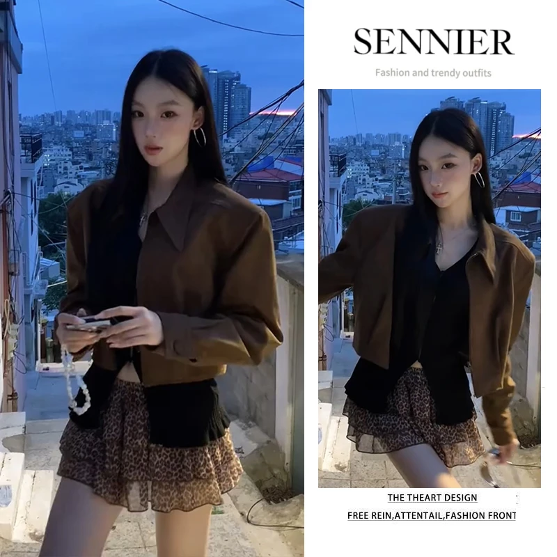 时尚穿搭女2025早秋新款气质短款外套修身显瘦上衣豹纹短裙三件套