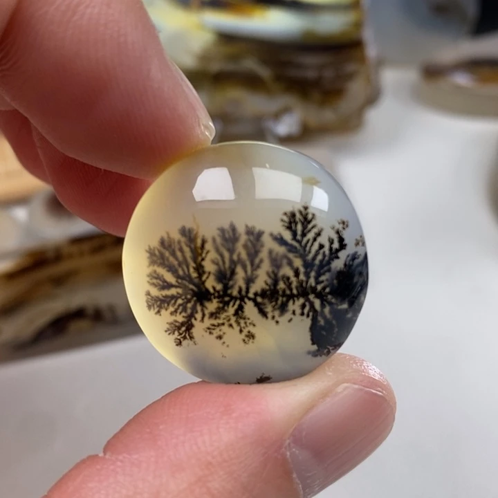 玛瑙/玉髓未镶嵌珠宝奇石