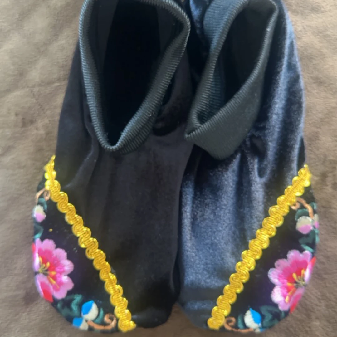 维吾尔族舞蹈服金丝绒刺绣袜套