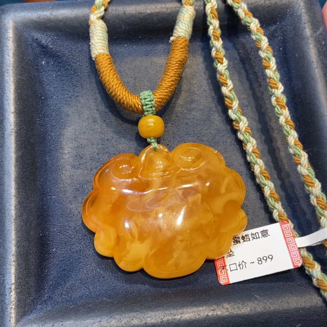 琥珀未镶嵌颈饰蜜蜡