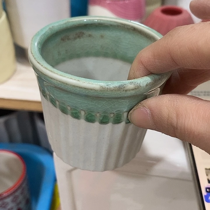 越***妈陶摆件陶盆有孔 瑕疵介意勿拍
