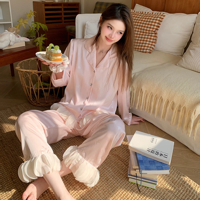 蝴蝶花瓣贡缎软丝睡衣女春夏长袖家居服25年新款