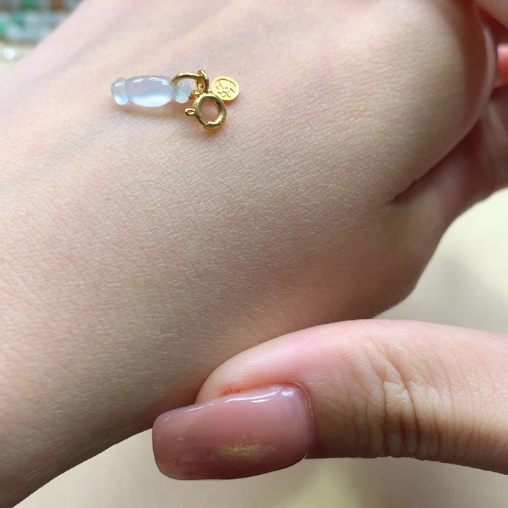 翡翠银S925镶嵌颈饰糖果