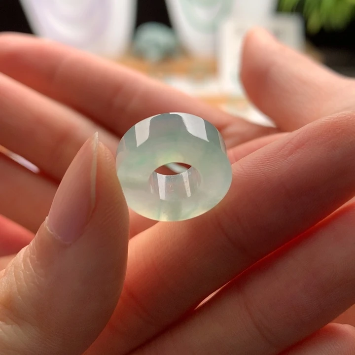 翡翠未镶嵌颈饰天然翡翠