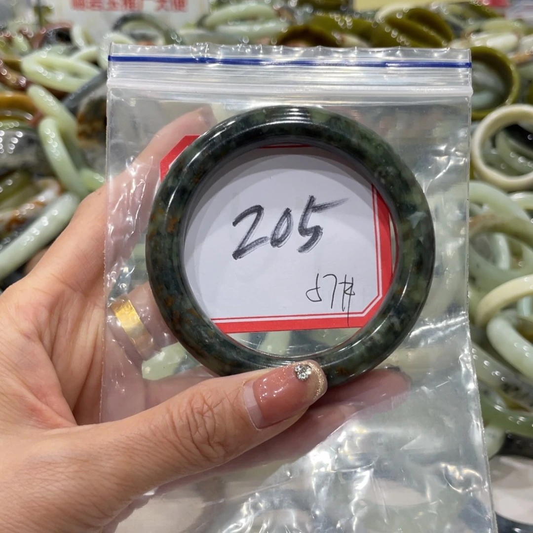 蛇纹石玉戒指未镶嵌