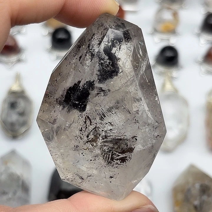颈饰未镶嵌水晶水胆彩虹闪灵钻手握/摆件60mm+