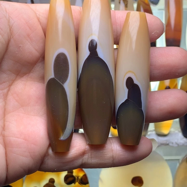 玛瑙/玉髓颈饰未镶嵌赵**.1