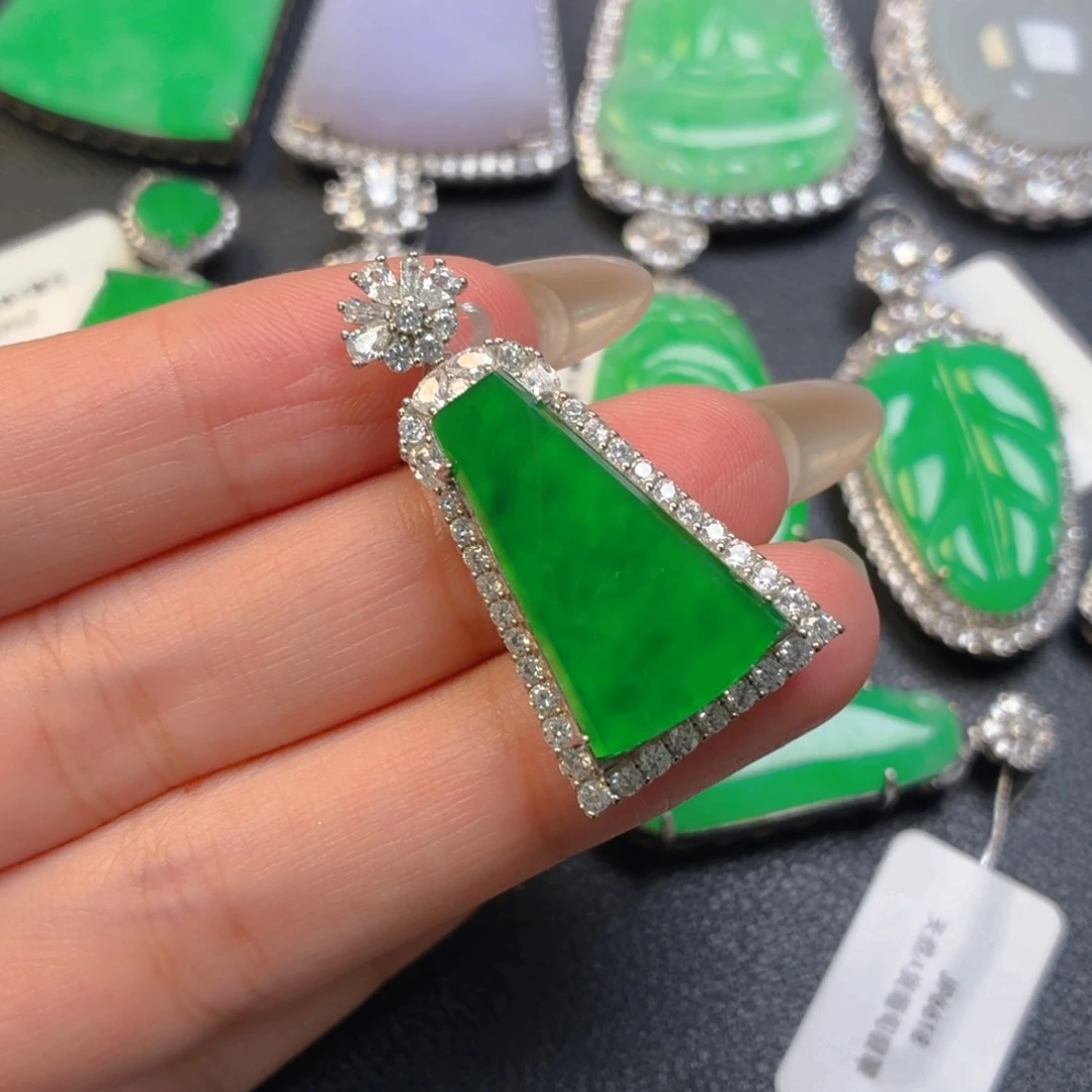 翡翠银S925镶嵌颈饰