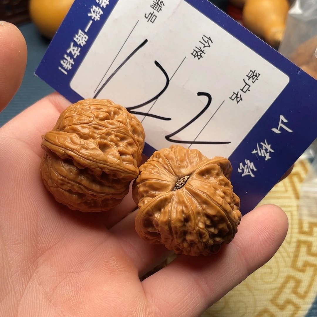 瓦***雨文玩核桃闪电购122