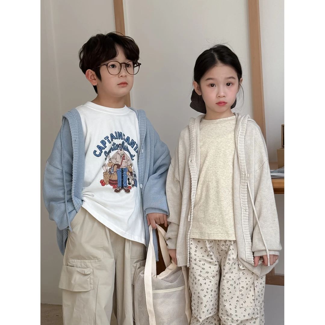 童毛衣2025春款男女童韩版纯色毛线外套儿童连帽宽松针织休闲上衣