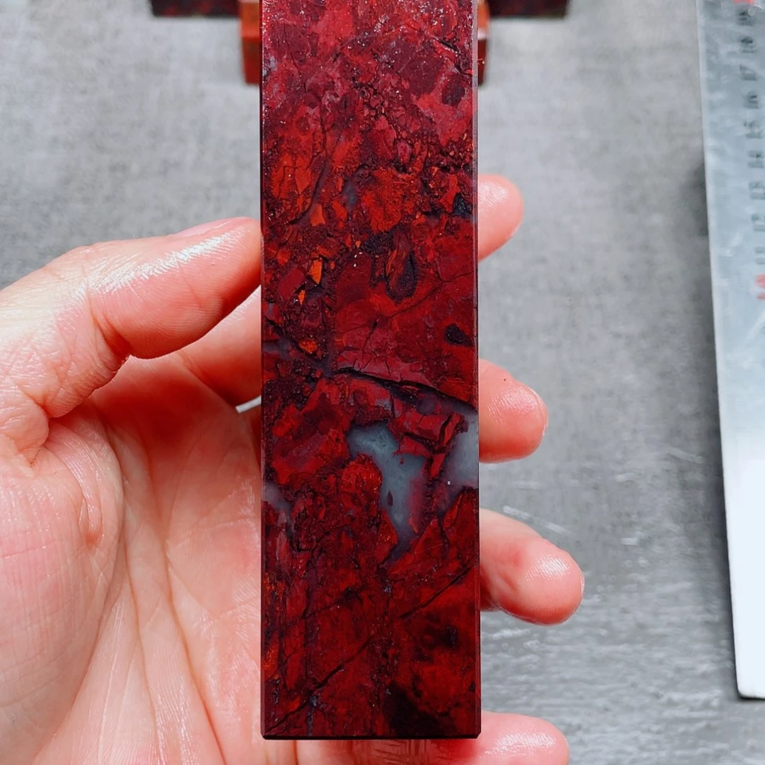 玉桂林鸡血玉素章3.0左右姓名章