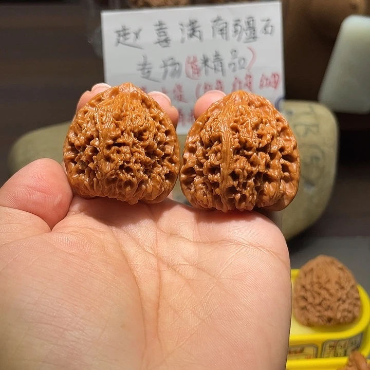 愿***忧把件文玩核桃30号，40尺三角疆全家福尺寸