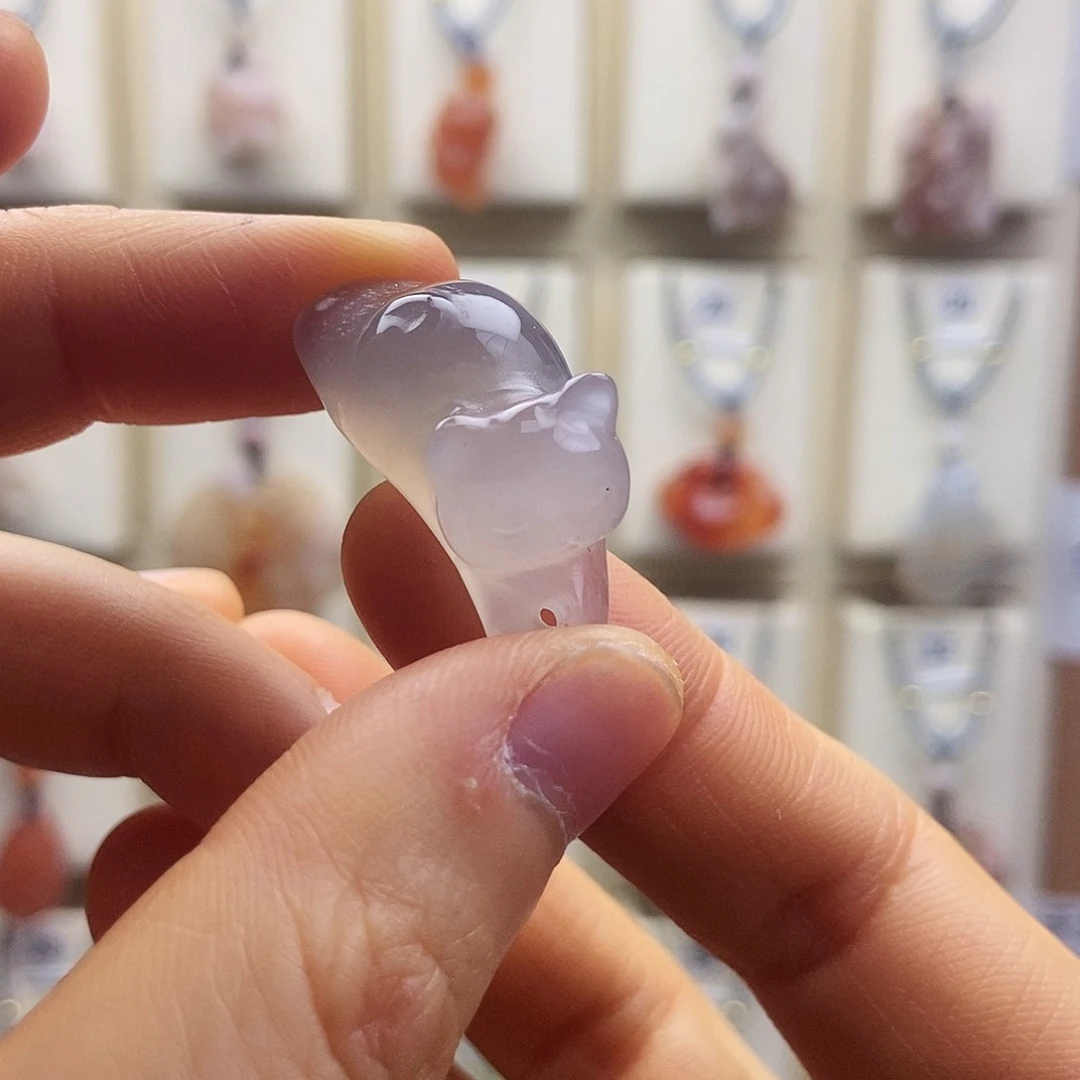 石英质玉颈饰未镶嵌?****