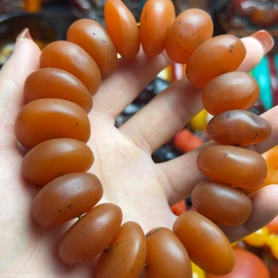 琥珀手串未镶嵌蜜蜡