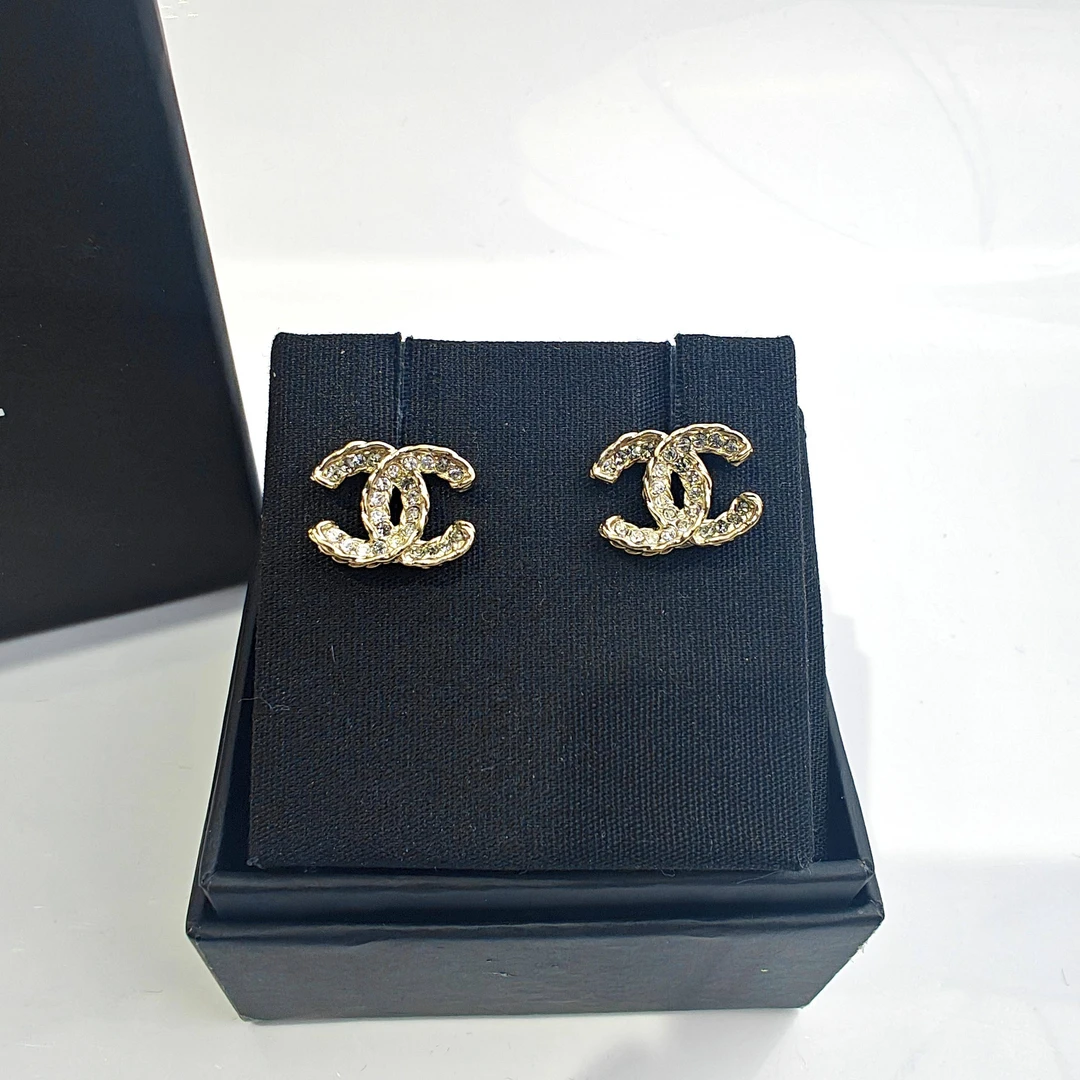 胖虎佳佳/香奈儿/95新/公价0/饰品/耳饰/31B2505030209