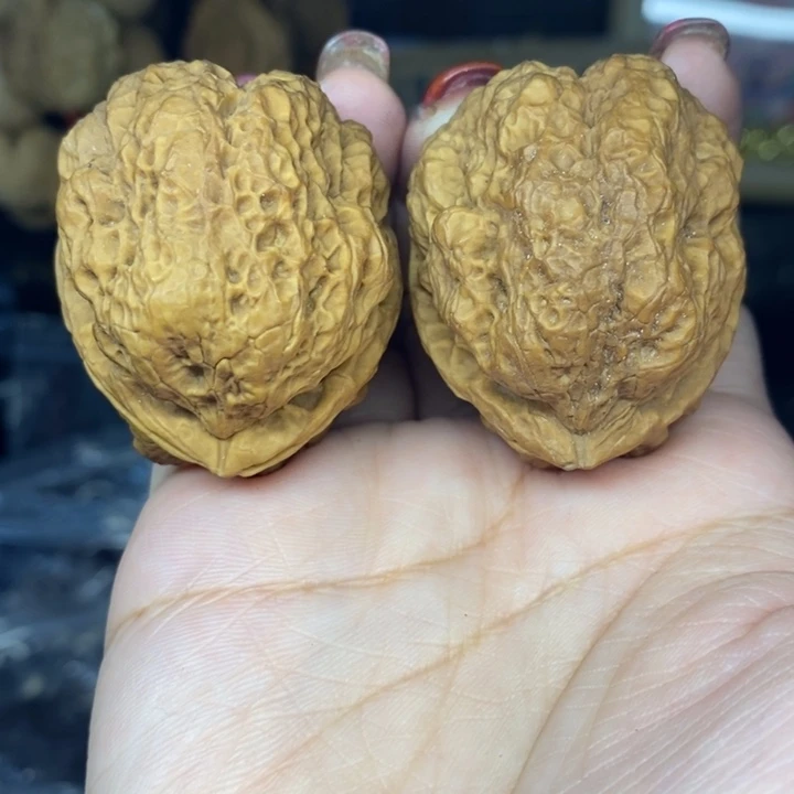 吊坠文玩核桃52至尊牛蛙微瑕