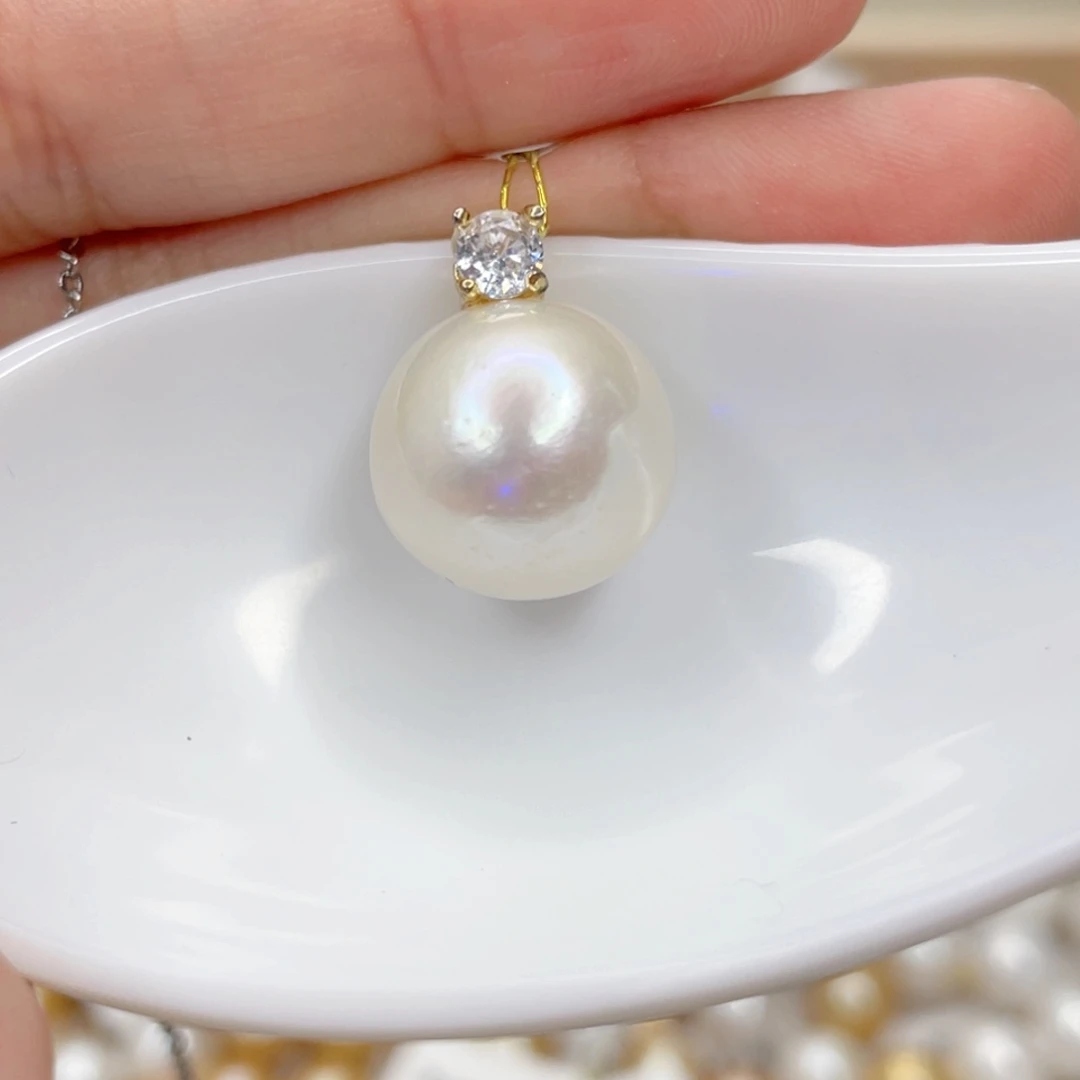 淡水珍珠未镶嵌吊坠(赠链)