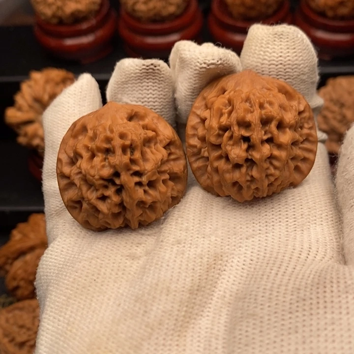 文玩核桃吊坠秦岭秦闷32.5-33修尖福利