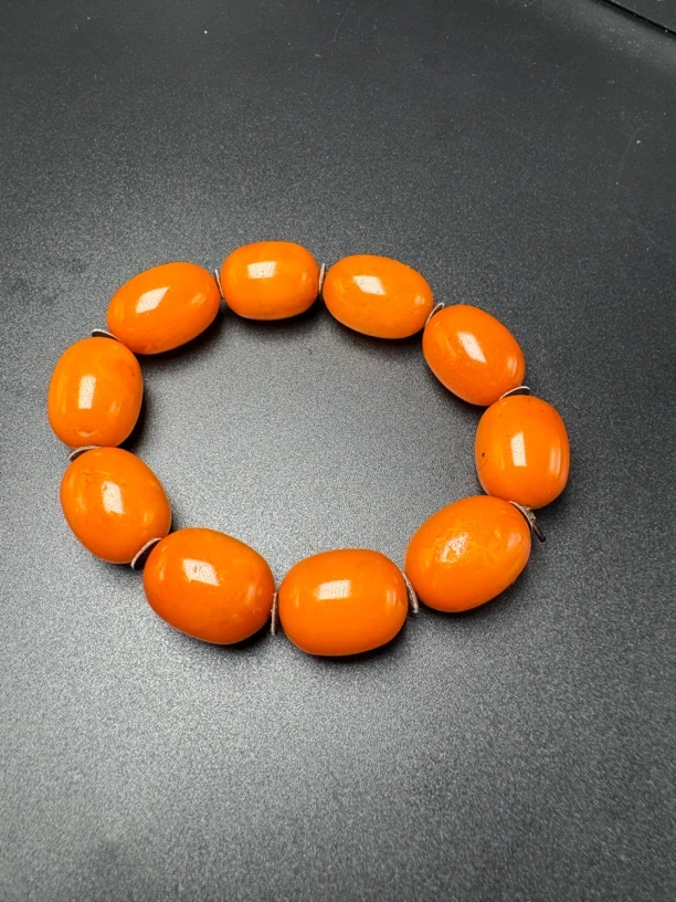 男女搭配蜜蜡手链01