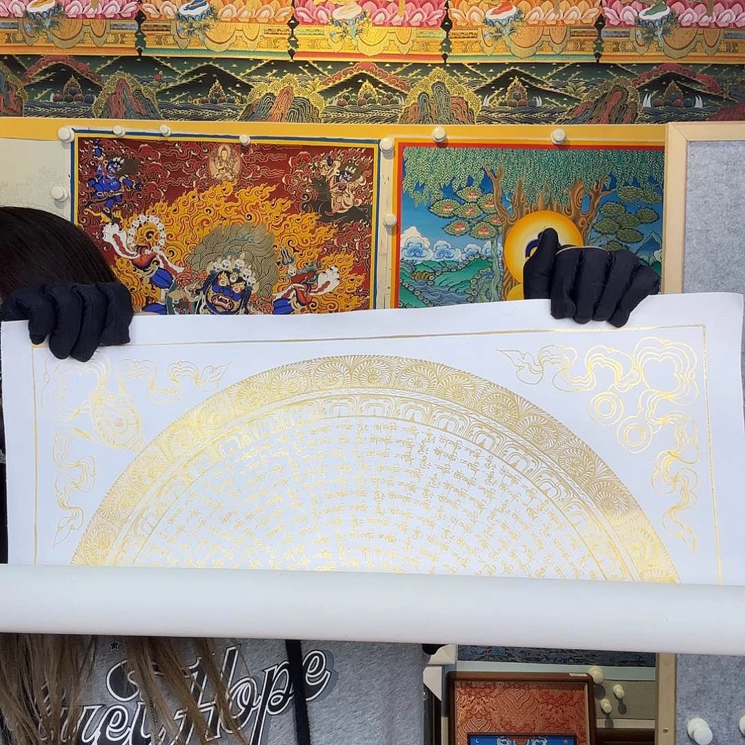 卷轴画纯手绘唐卡六字真言50厘米左右