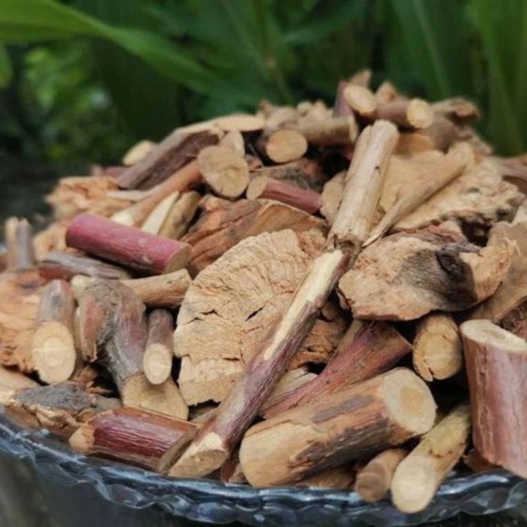 外用泡洒料，透骨香、黑嗗虅等