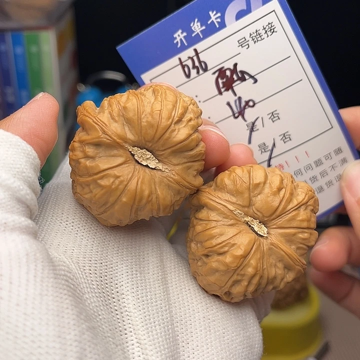 文玩核桃手捻核桃639