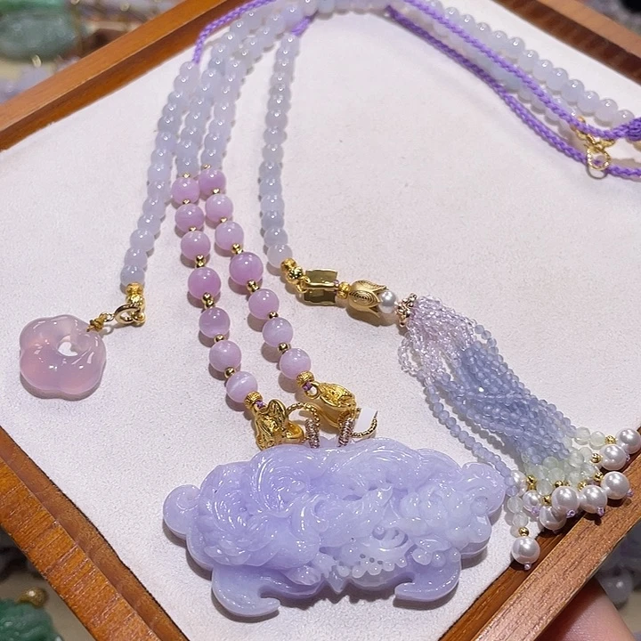 翡翠未镶嵌颈饰翡翠吊坠