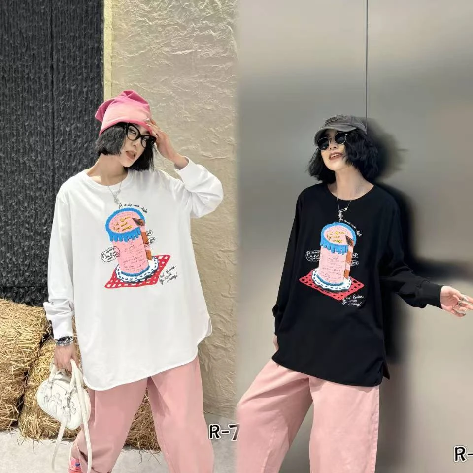 孕妇大码2025春季新款洋气显瘦时髦宽松休闲圆领印花长袖卫衣7733