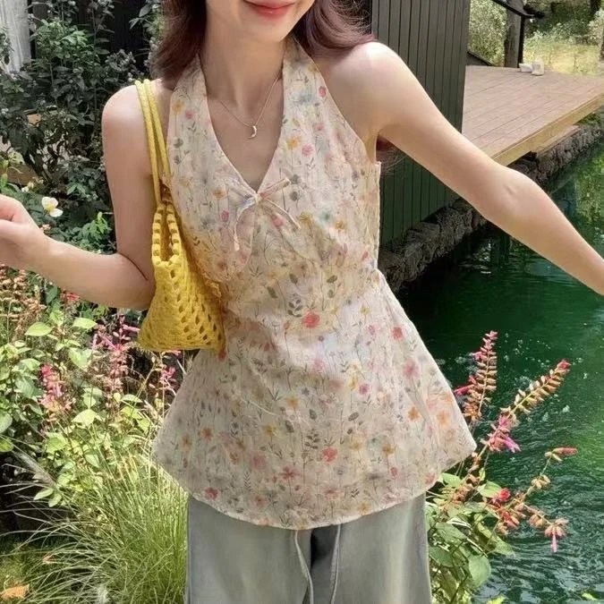 甜美风减龄碎花挂脖吊带背心女夏季显瘦V领露背无袖上衣