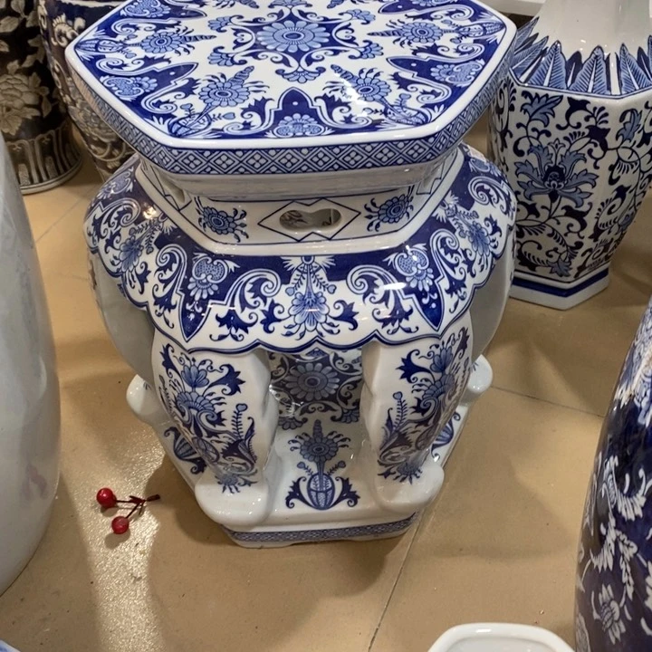 【闪购商品】摆件郭*圃青花瓷手绘六方瓷凳摆件。。。。。